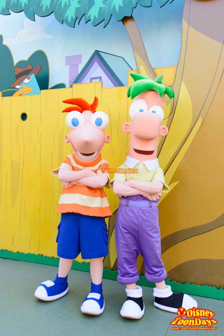 WDW ディズニーハリウッドスタジオ ストリーツオブアメリカ グリーティング フィニアスとファーブ