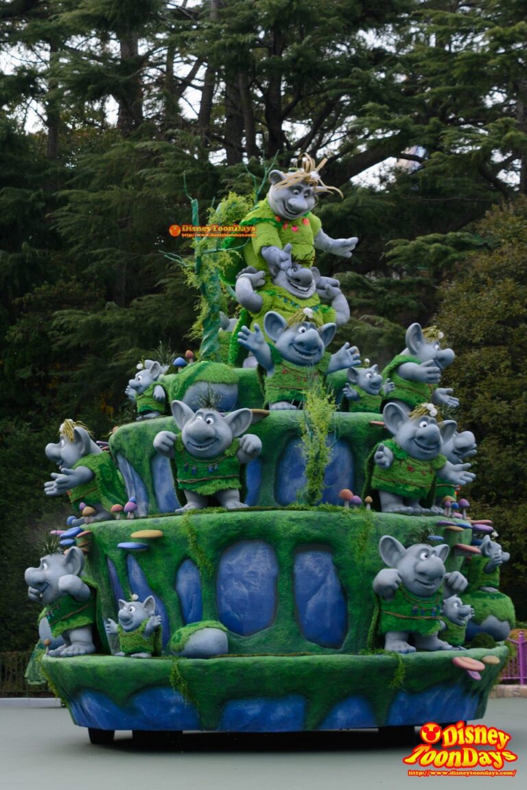 TDL アナとエルサのフローズンファンタジー 2016 フローズンファンタジーパレード トロール フロート