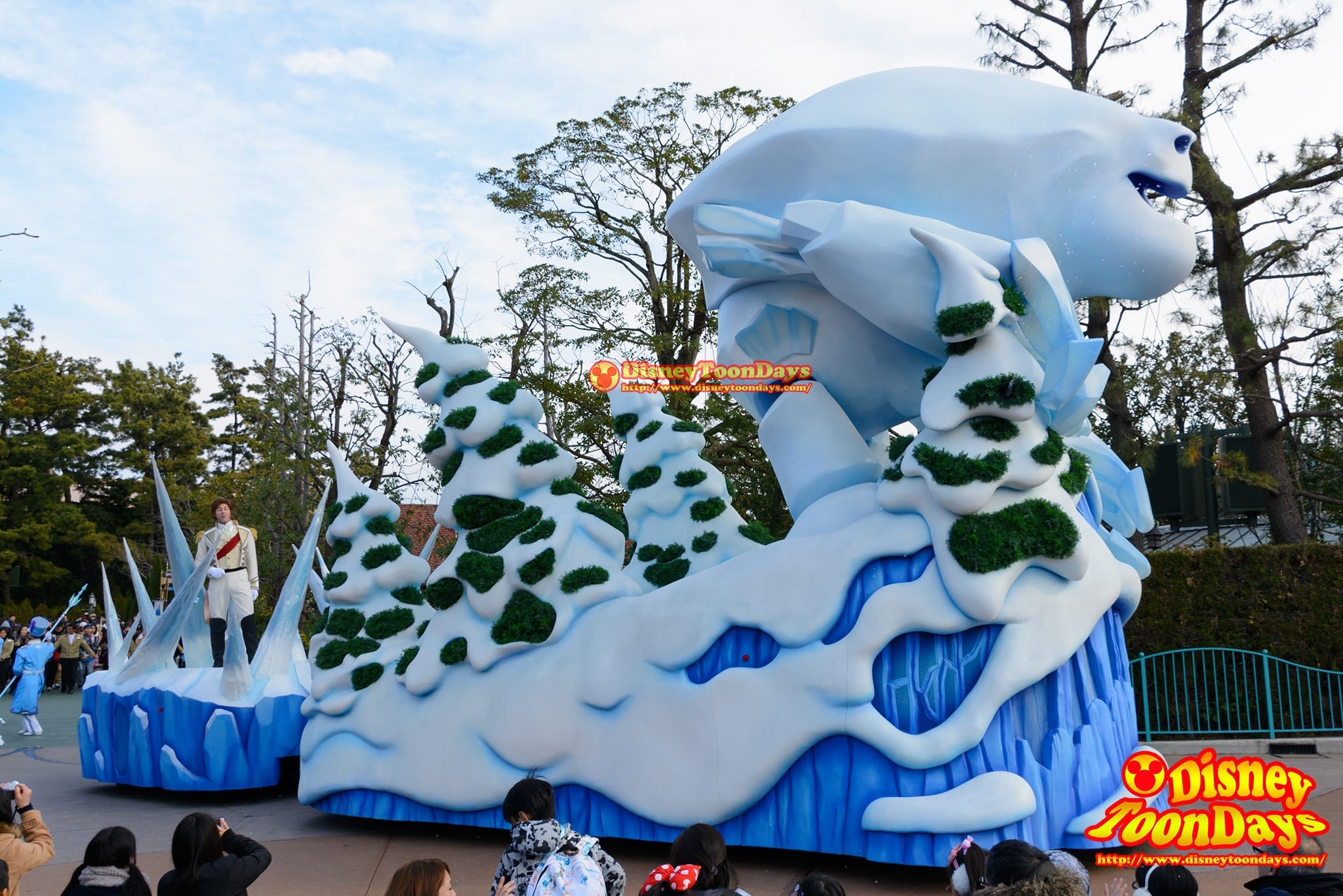 TDL アナとエルサのフローズンファンタジー 2016 フローズンファンタジーパレード　マシュマロウ　ハンス　フロート