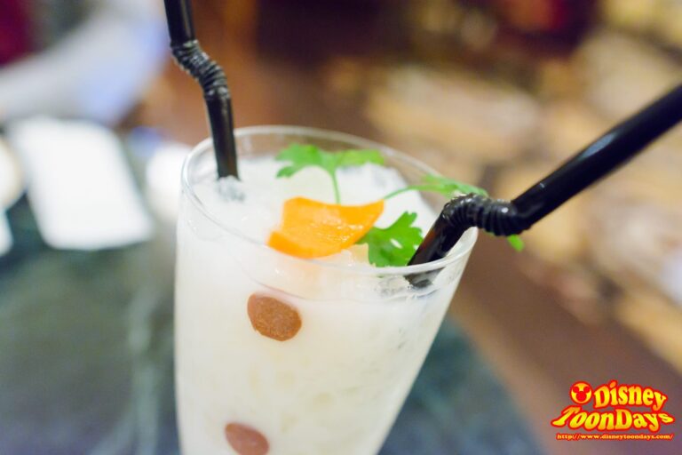 “アナとエルサのフローズンファンタジー” スペシャルノンアルコールカクテル ~オラフ~