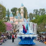 DLR カリフォルニアディズニーランド ミッキーのサウンドセーショナル・パレード プレパレード アナと雪の女王