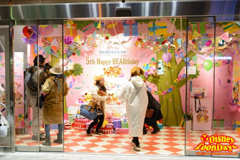 ユニベアシティ　期間限定お祝いスポット　原宿