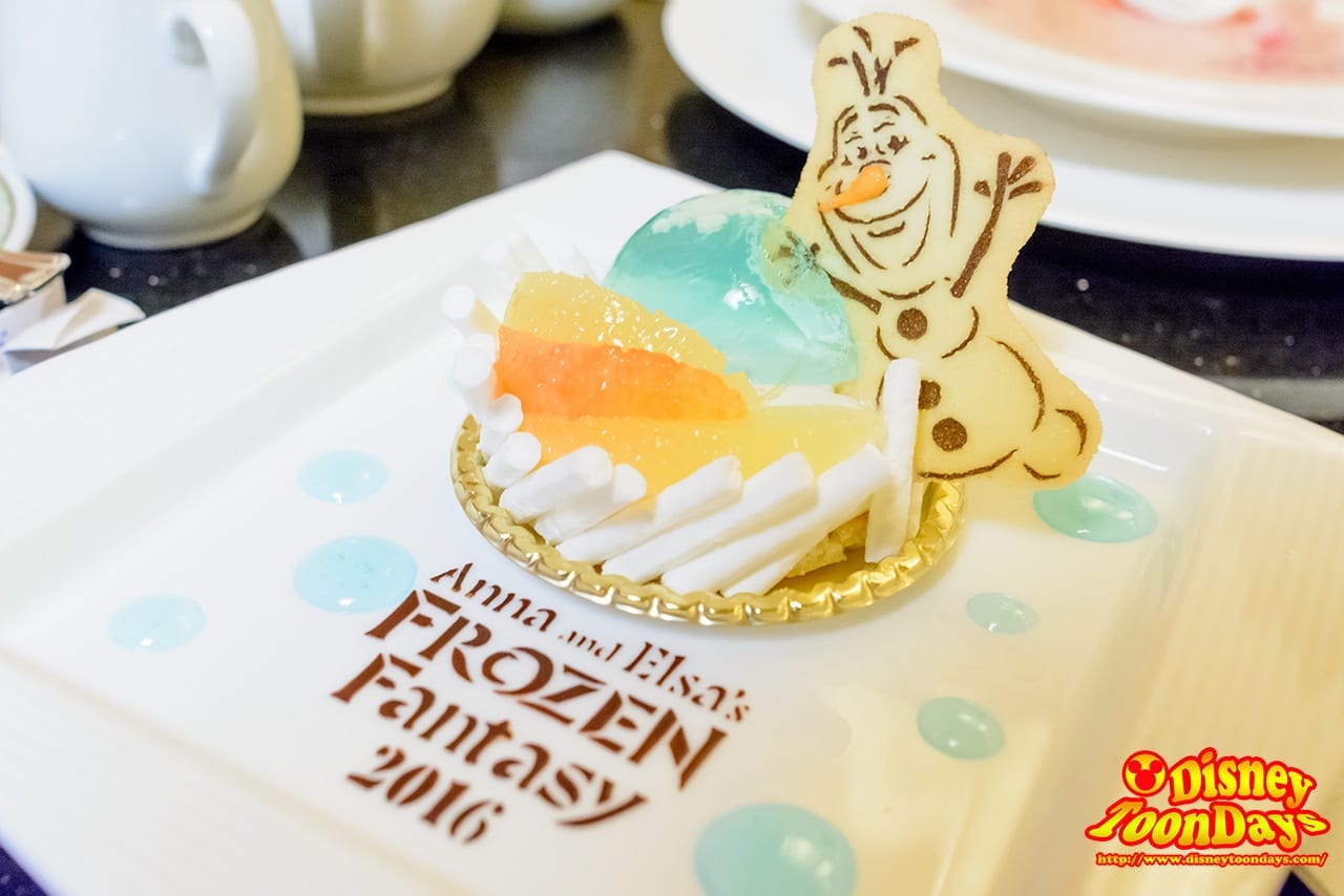 TDR ディズニーアンバサダーホテル ハイピリオン・ラウンジ  “アナとエルサのフローズンファンタジー”ケーキセット
