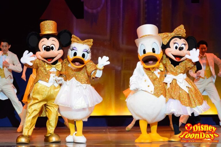 TDS アメリカンウォーターフロント ブロードウェイミュージックシアター パークファンパーティー ミッキーマウス デイジーダック ドナルドダック ミニーマウス