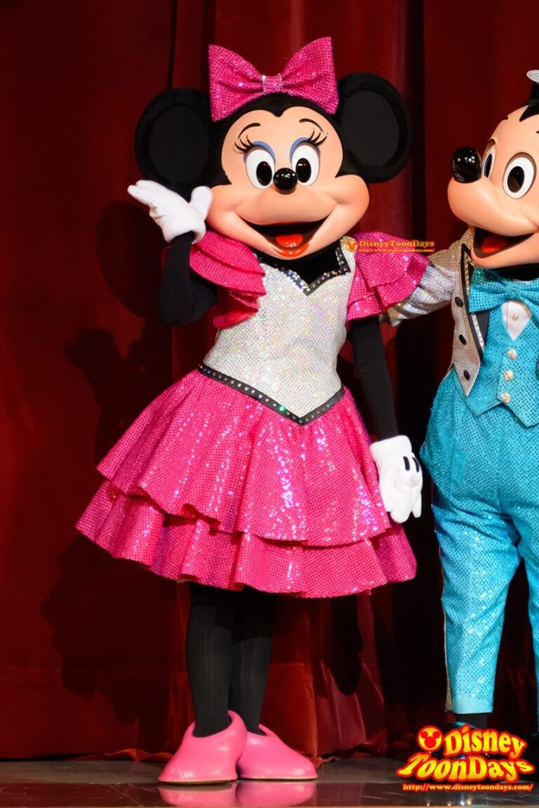 パークファンパーティー開催前のミニーマウス