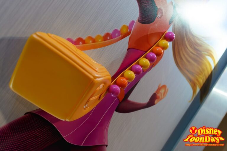 WDW ディズニーハリウッドスタジオ アニメーションコートヤード ハニーレモン ボール