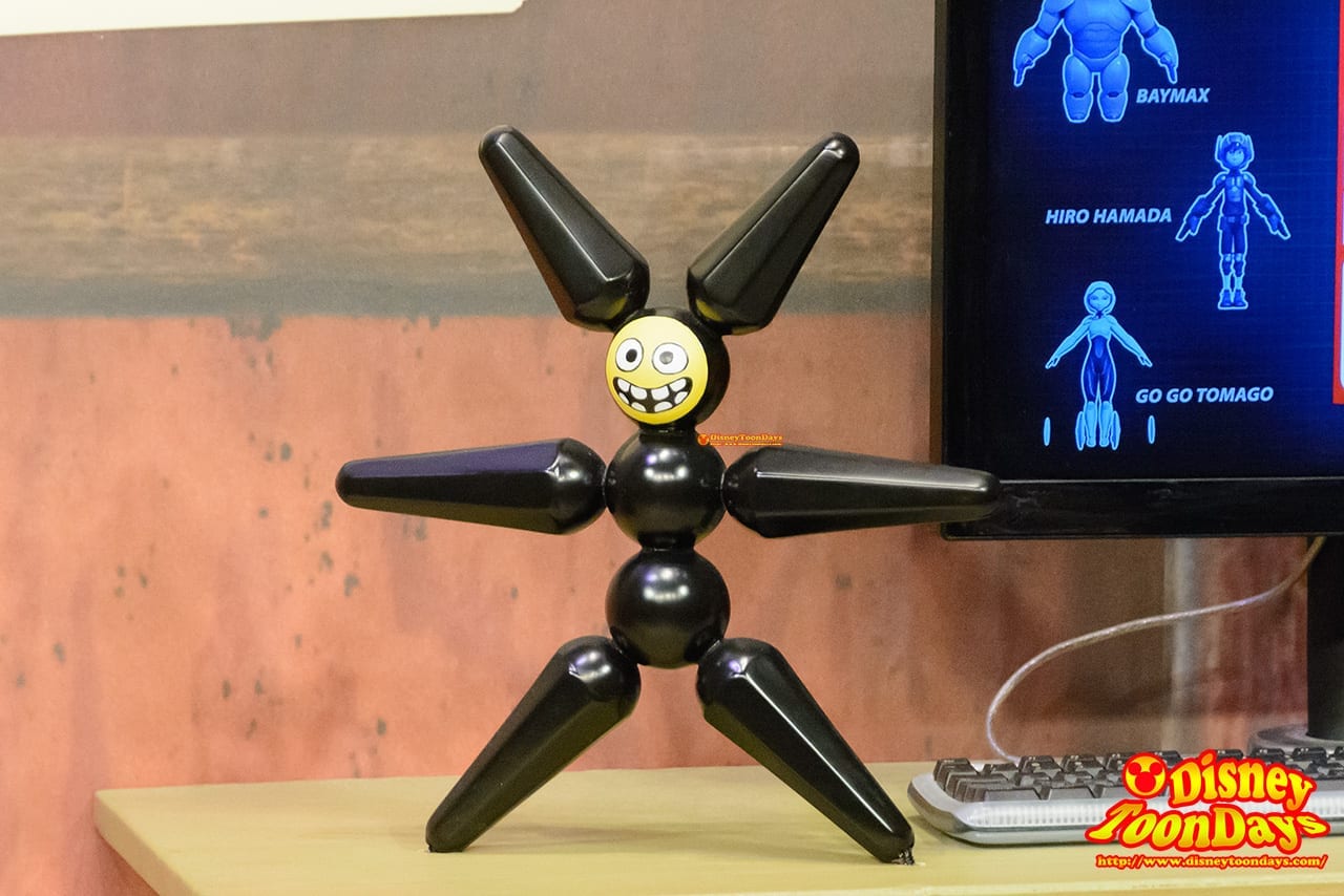 WDW ディズニーハリウッドスタジオ アニメーションコートヤード メガロボット