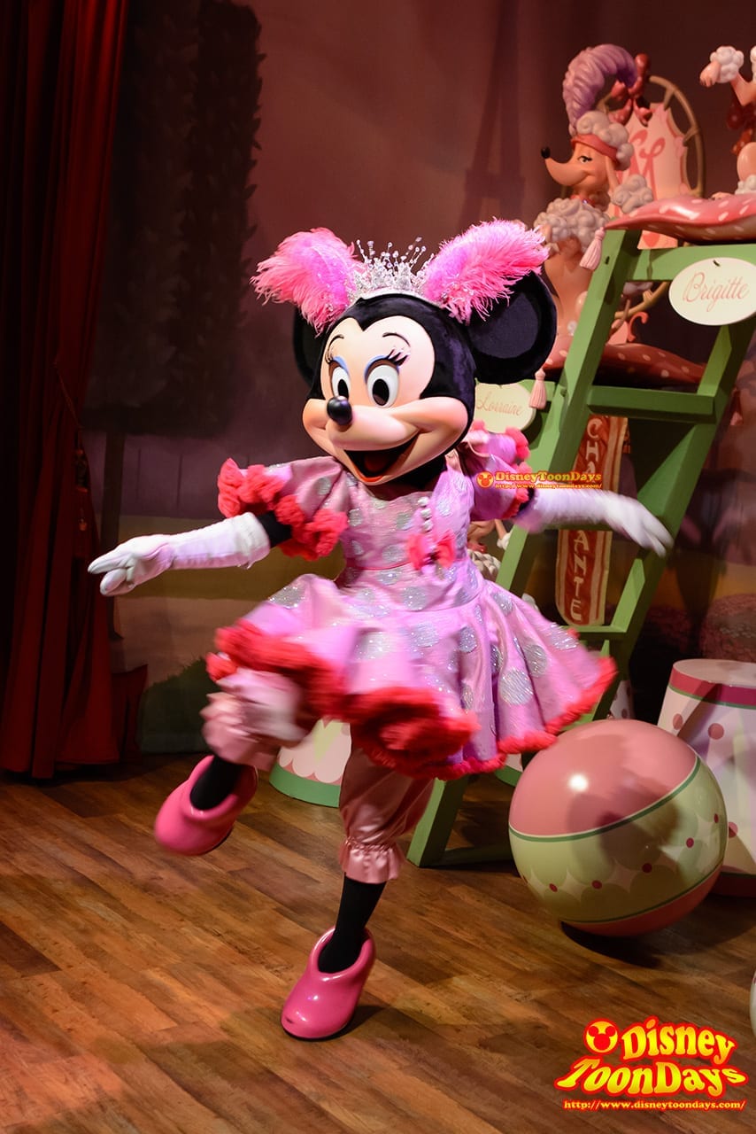 WDW マジックキングダム ニューファンタジーランド ピートズ・シリー・サイド・ショー 　　　　