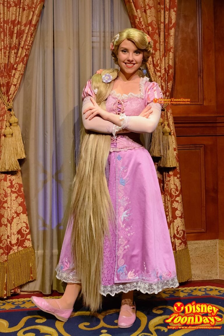 WDW マジックキングダム ファンタジーランド プリンセス・フェアリーテイル・ホール グリーティング ラプンツェル