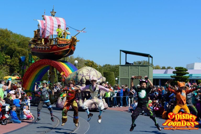 WDW マジックキングダム フェスティバル・オブ・ファンタジー・パレード 「ピーターパン」ユニット