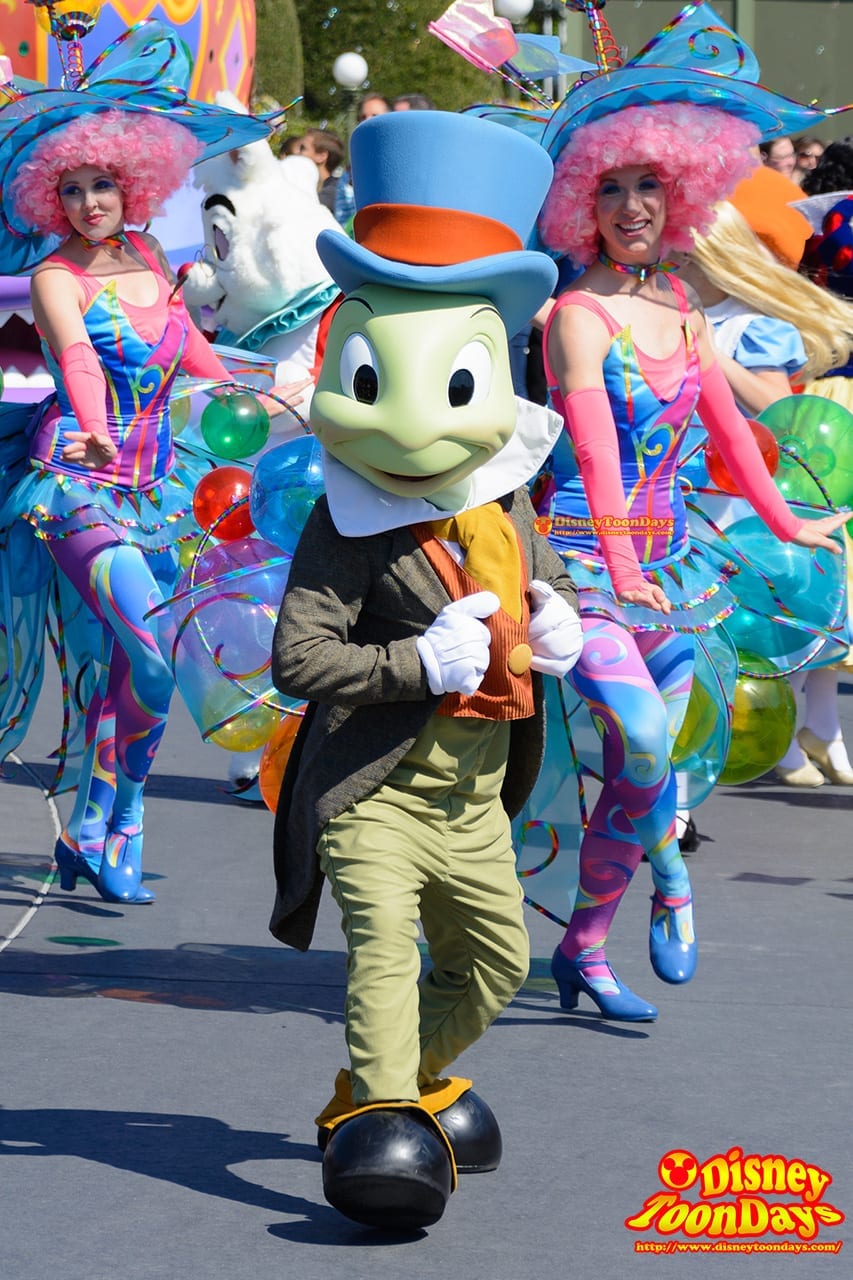 WDW マジックキングダム フェスティバル・オブ・ファンタジー・パレード ジミニークリケット
