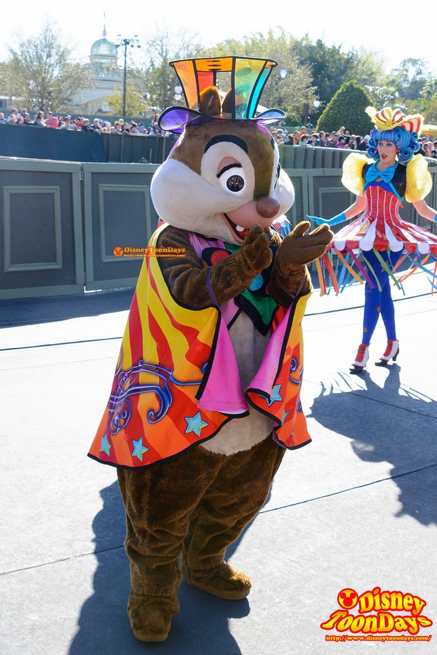 WDW マジックキングダム フェスティバル・オブ・ファンタジー・パレード デール
