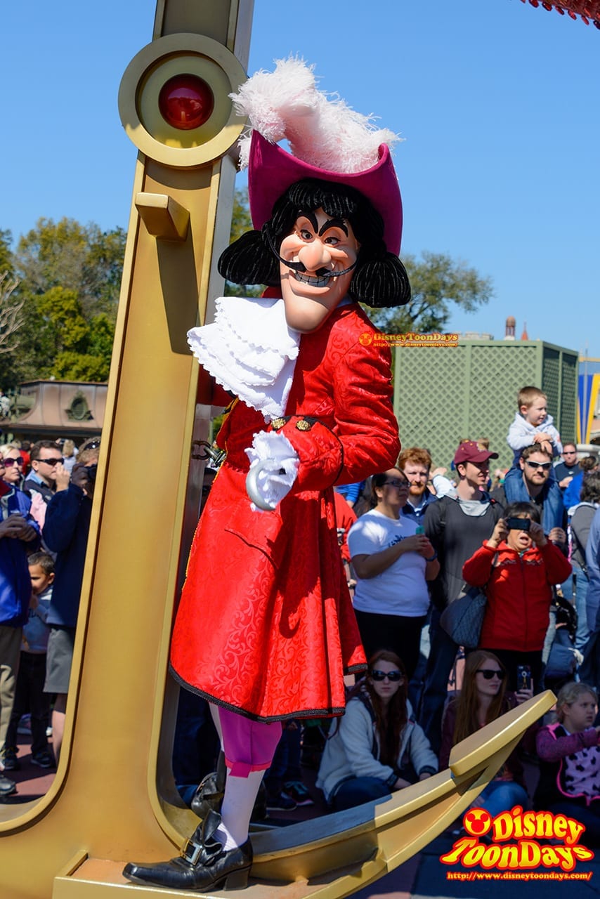 WDW マジックキングダム フェスティバル・オブ・ファンタジー・パレード フック船長