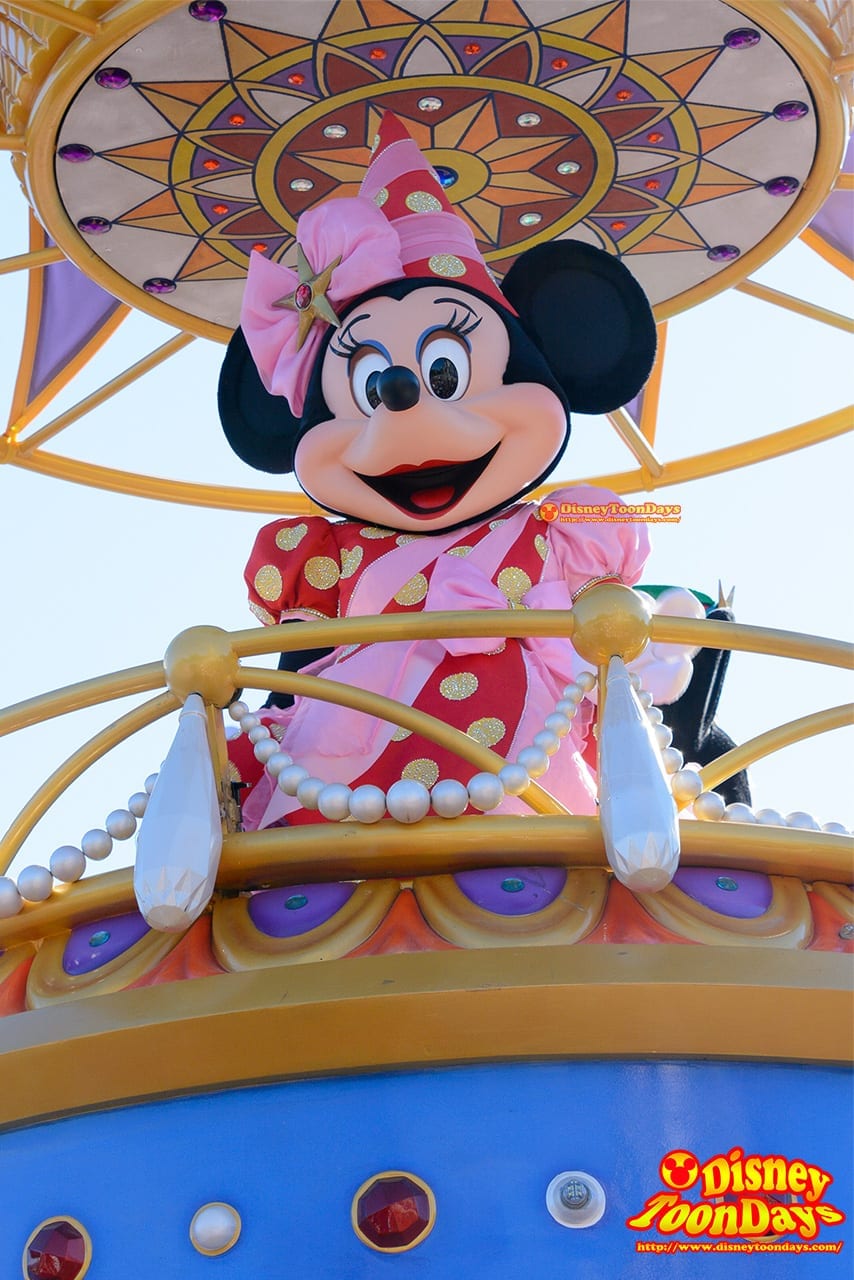 WDW マジックキングダム フェスティバル・オブ・ファンタジー・パレード ミニーマウス