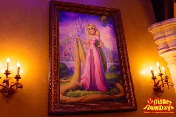 WDW マジックキングダム ファンタジーランド プリンセス・フェアリーテイル・ホール 絵画 ラプンツェル