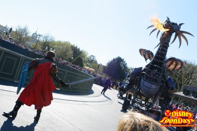 WDW マジックキングダム フェスティバル・オブ・ファンタジー・パレード フィリップ王子 マレフィセント