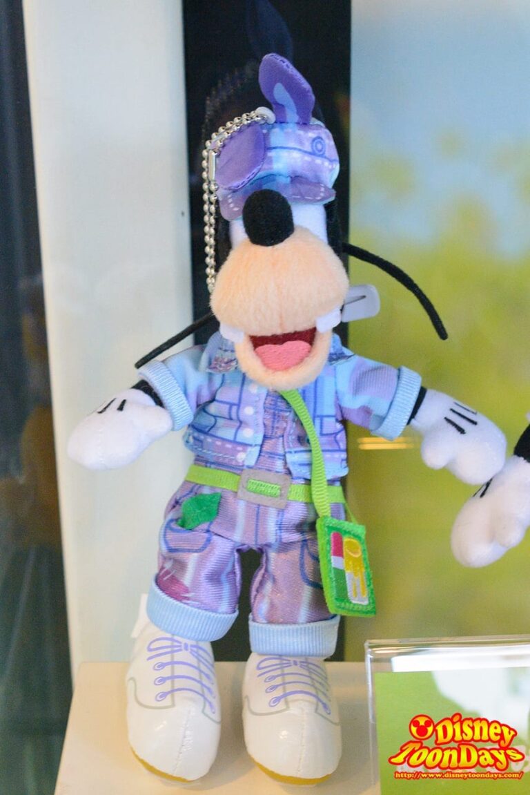 TDL ディズニー・イースター 2016 スペシャルグッズ ぬいぐるみバッチ グーフィー