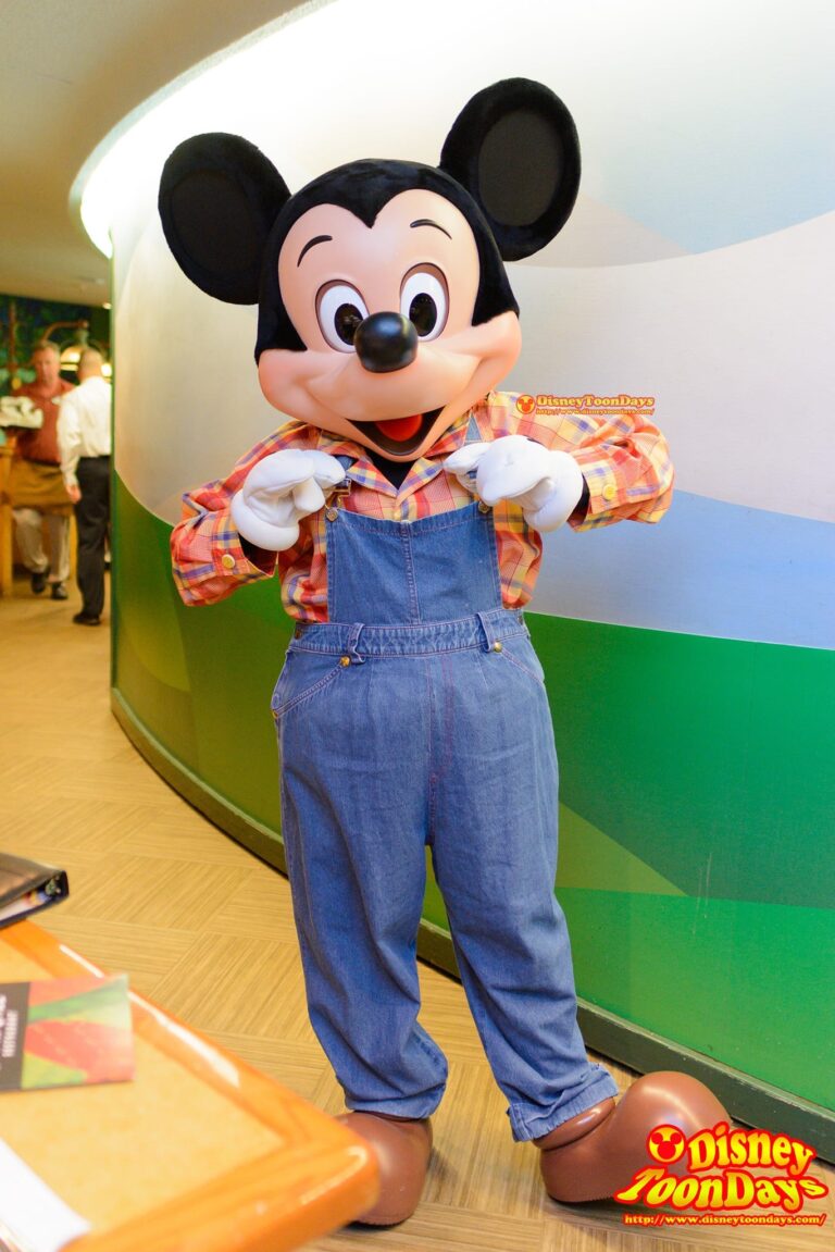 WDW エプコット フィーチャーワールド ガーデングリル グリーティング ミッキーマウス