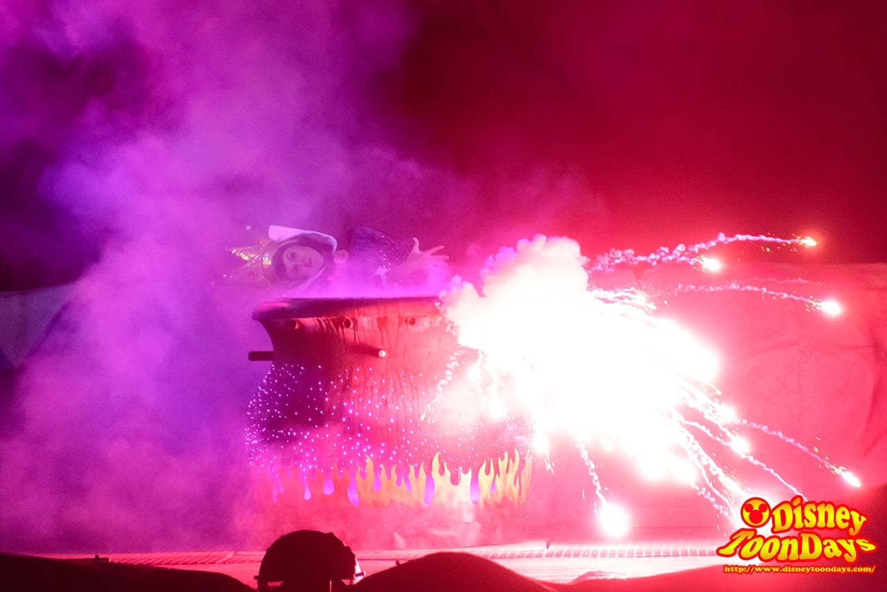 WDW ディズニーハリウッドスタジオ ハリウッドブルーバード ファンタズミック！ ウィックド・クイーン (3)
