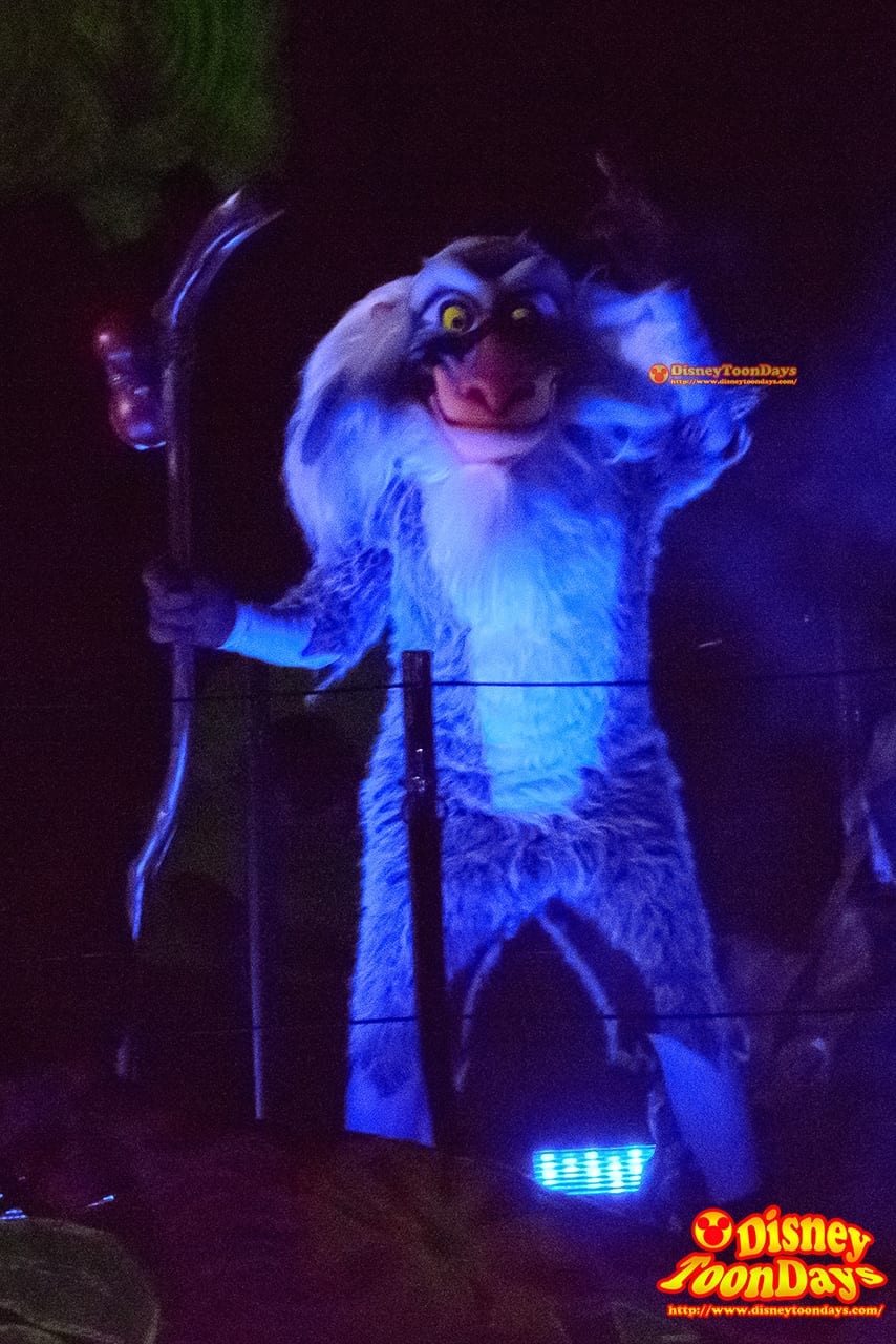 WDW ディズニーハリウッドスタジオ ハリウッドブルーバード ファンタズミック！ ラフィキ