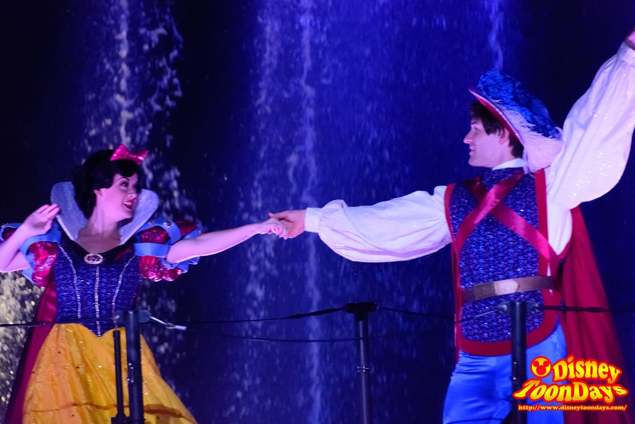 WDW ディズニーハリウッドスタジオ ハリウッドブルーバード ファンタズミック！ 白雪姫 ザ・プリンス　