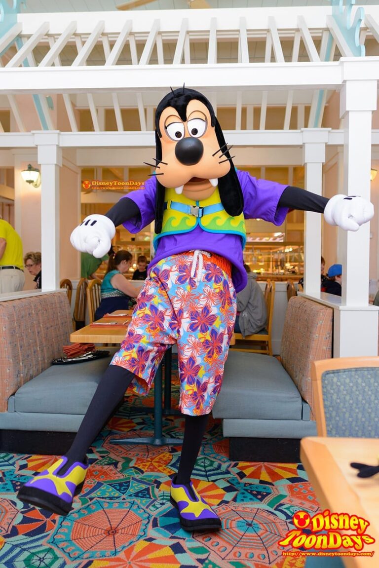 WDW ビーチ・クラブ・リゾート ケープメイ・カフェ グリーティング グーフィー (2)