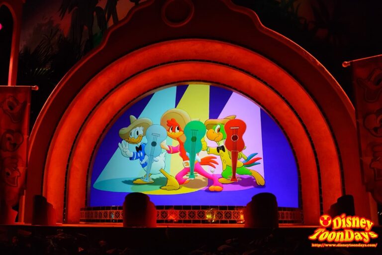 WDW ワールドショーケース メキシコ館 グラン・フィエスタ・ツアー・スターリング・ザ・スリー・カバレロ (17)