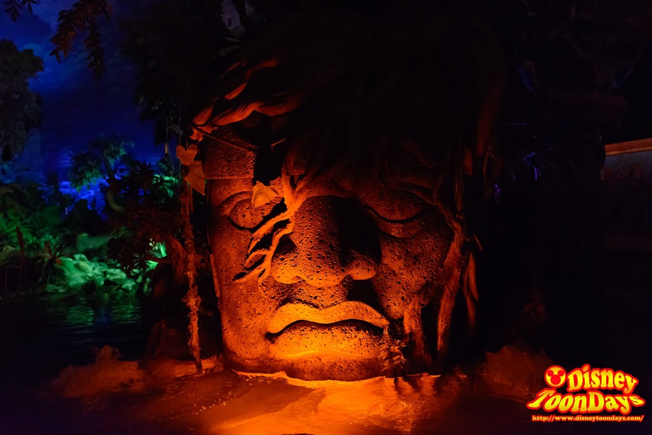 WDW ワールドショーケース メキシコ館 グラン・フィエスタ・ツアー・スターリング・ザ・スリー・カバレロ (4)