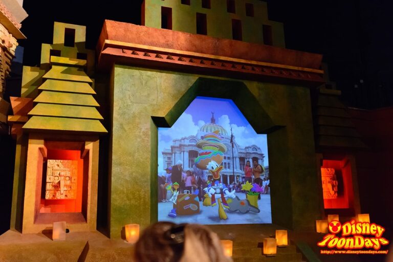 WDW ワールドショーケース メキシコ館 グラン・フィエスタ・ツアー・スターリング・ザ・スリー・カバレロ (6)