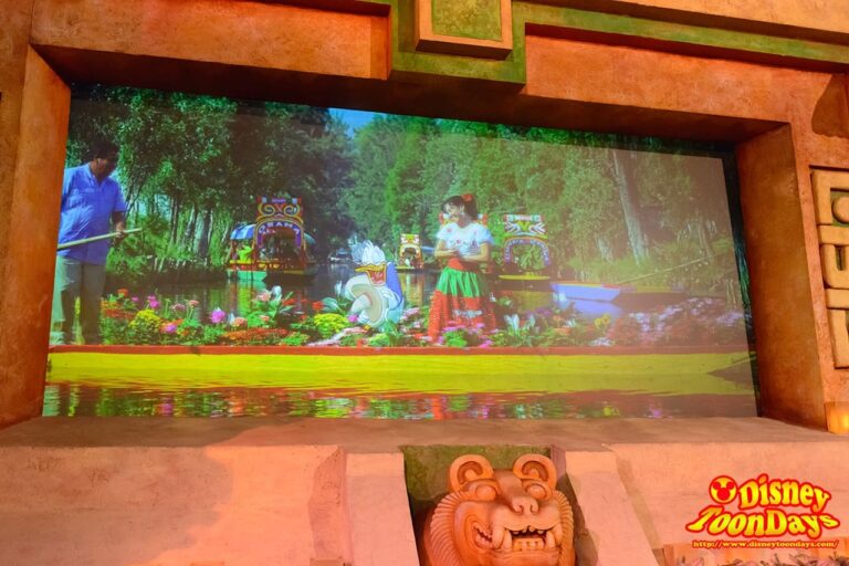 WDW ワールドショーケース メキシコ館 グラン・フィエスタ・ツアー・スターリング・ザ・スリー・カバレロ (8)