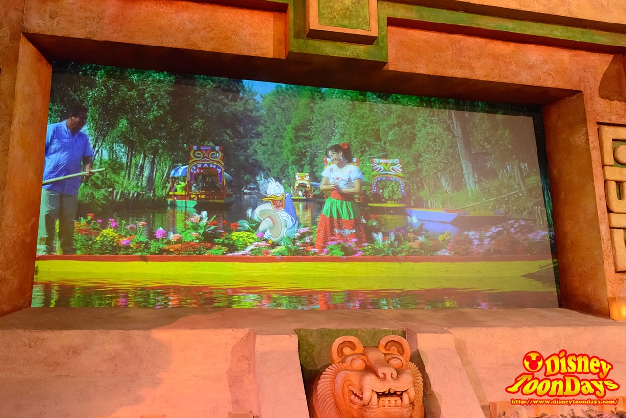 WDW ワールドショーケース メキシコ館 グラン・フィエスタ・ツアー・スターリング・ザ・スリー・カバレロ (8)