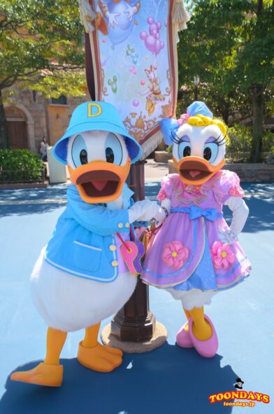 ディズニーシー・プラザ フリーグリーティング ドナルドダック デイジーダック