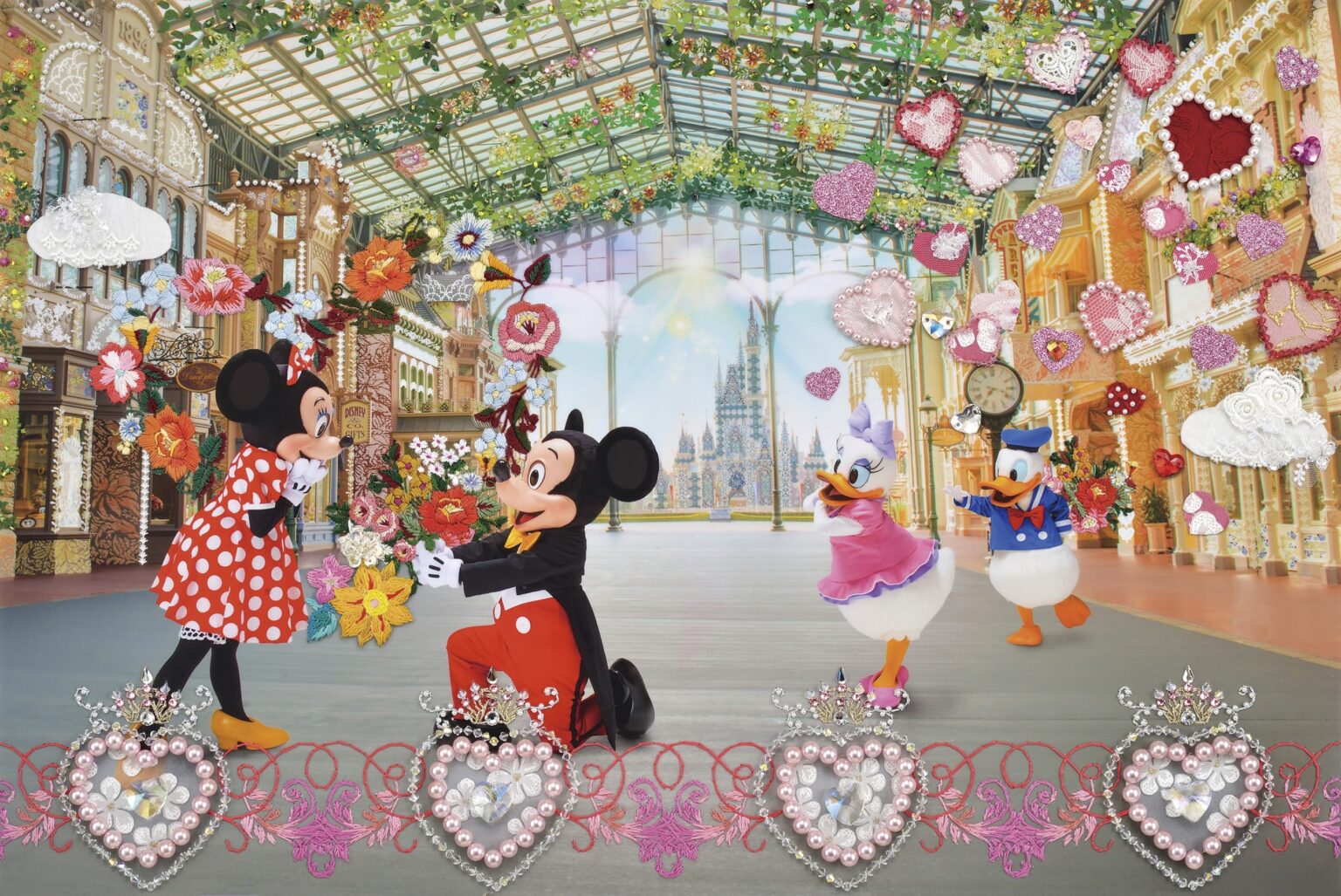 東京ディズニーリゾートの写真集「イマジニング・ザ・マジック」の新刊発売決定