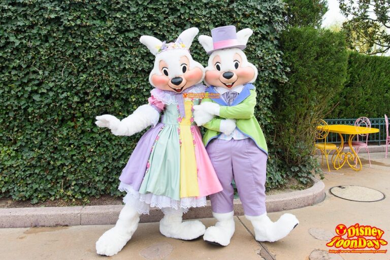 DLP ファンタジーランド グリーティング ミセス・イースターバニー ミスター・イースターバニー (2)