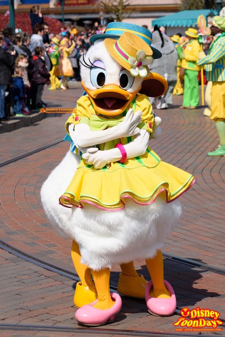 DLP スウィング・イントゥ・スプリング 2016 グーフィーズ・ガーデン・パーティー デイジーダック