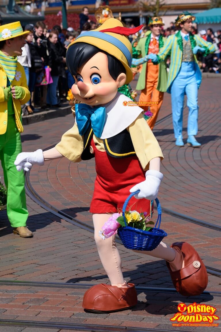 DLP スウィング・イントゥ・スプリング 2016 グーフィーズ・ガーデン・パーティー ピノキオ