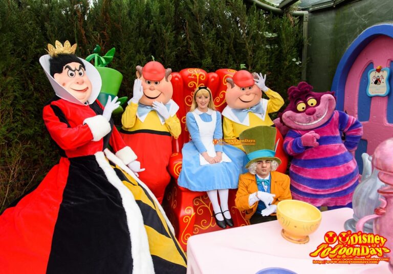 DLP ファンタジーランド グリーティング トゥイードルディー トゥイードルダム マッドハッター アリス チェシャ猫 クイーンオブハート (3)