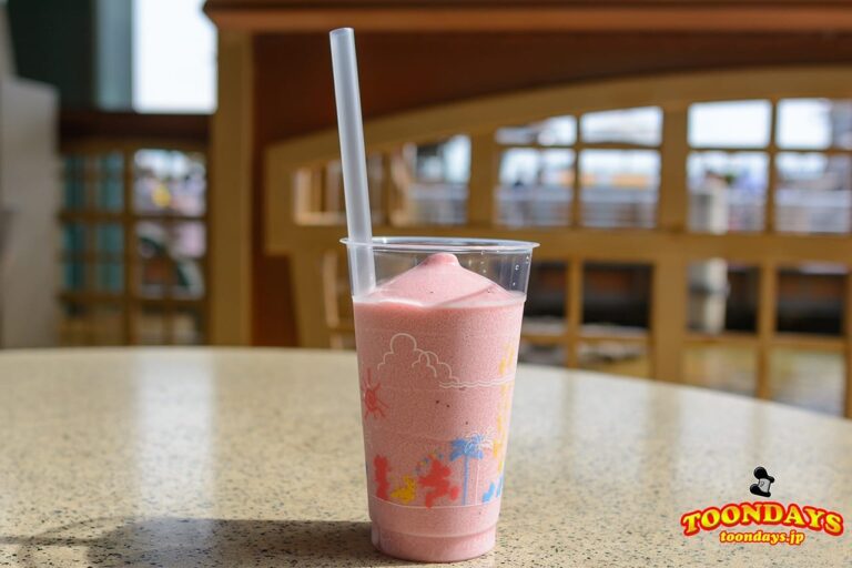 TDS ポートディスカバリー ホライズンベイ・レストラン横テラス フローズンミックスベリードリンク