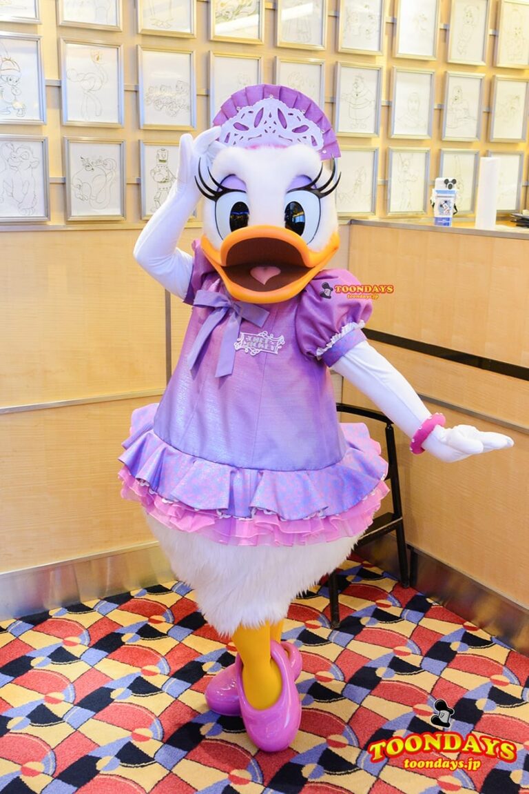 TDR ディズニーアンバサダーホテル シェフ・ミッキー グリーティング デイジーダック