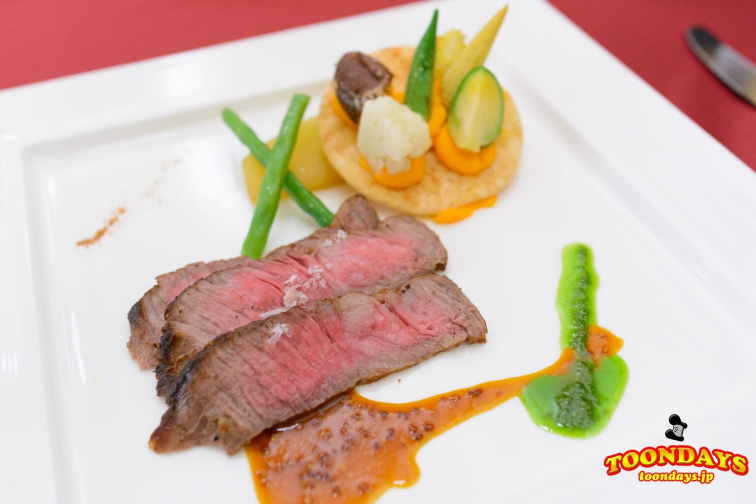 TDS15thをコースでお祝い！マゼランズの東京ディズニーシー15周年スペシャルコース