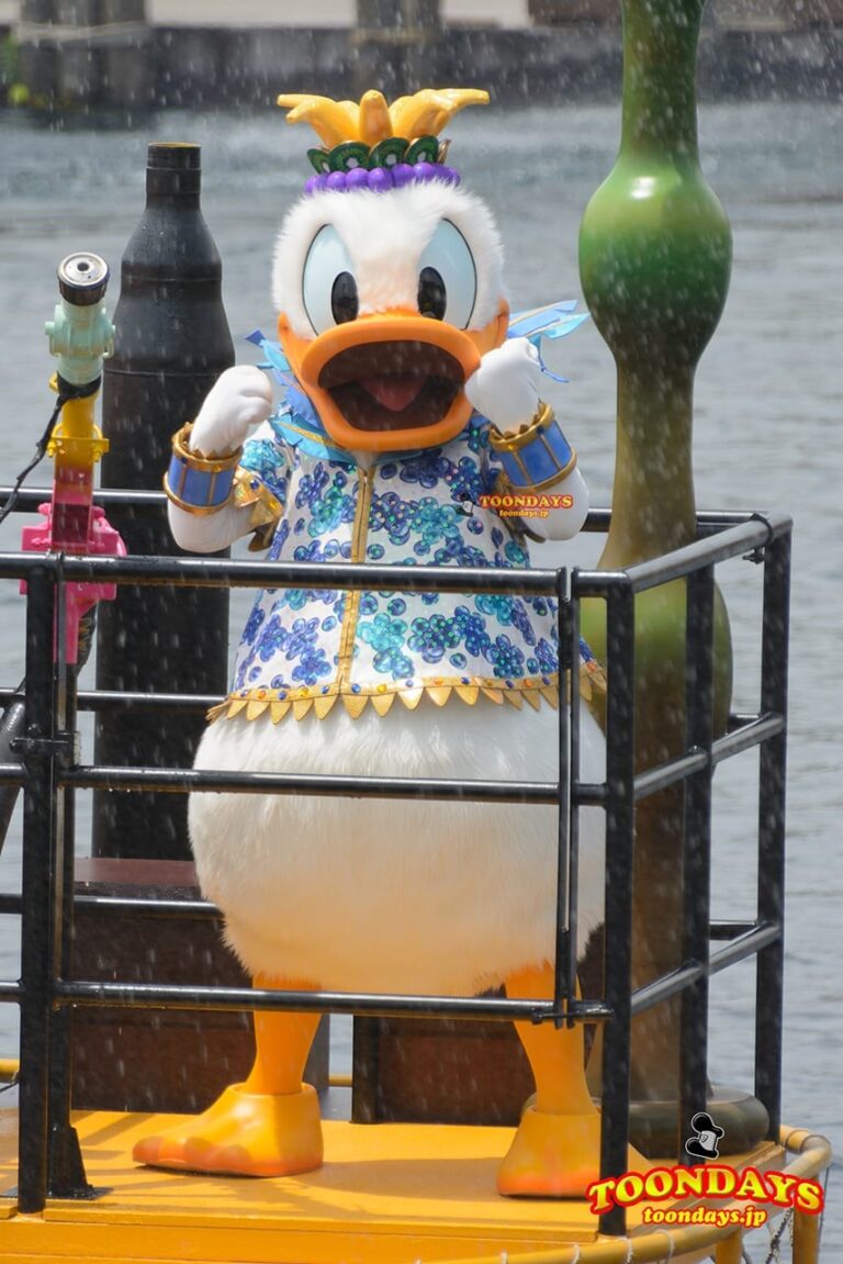 TDS ディズニーサマーフェスティバル 2016 ミニーのトロピカルスプラッシュドナルドダック