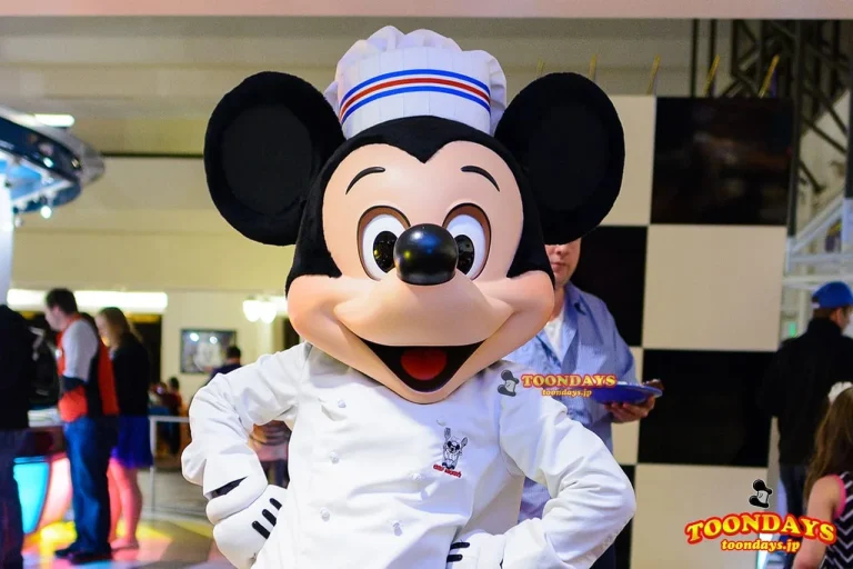 WDWの「シェフ・ミッキー」でシェフ姿のキャラとグリーティング！／世界一周レポート105