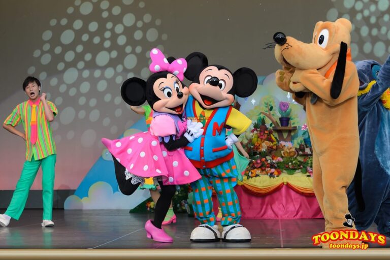 TDL トゥモローランド ショーベース パークファンパーティー ミッキー＆ヒズ・パルズ～タイム・オフ ミニーマウス ミッキーマウス プルート
