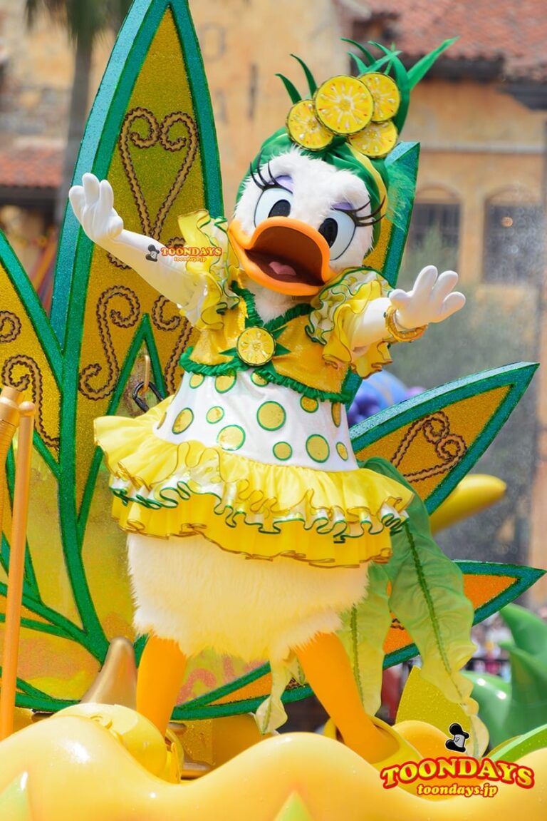 TDS ディズニーサマーフェスティバル 2016 ミニーのトロピカルスプラッシュ デイジーダック