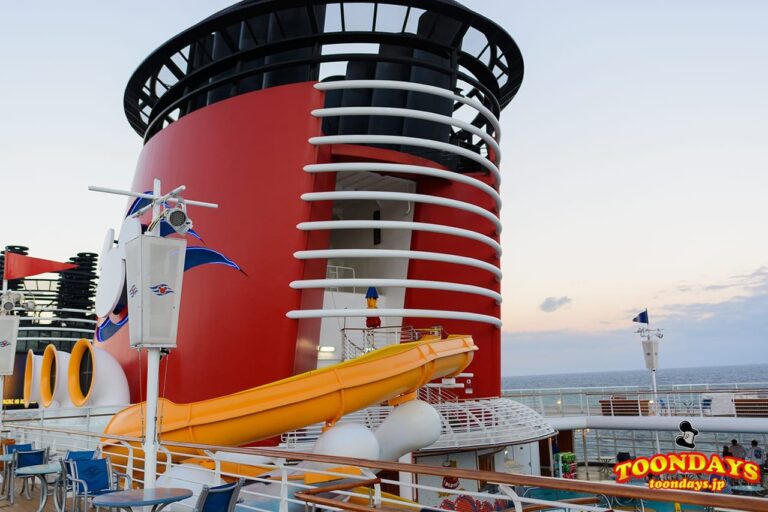 DCL ディズニー・ワンダー号 (1)