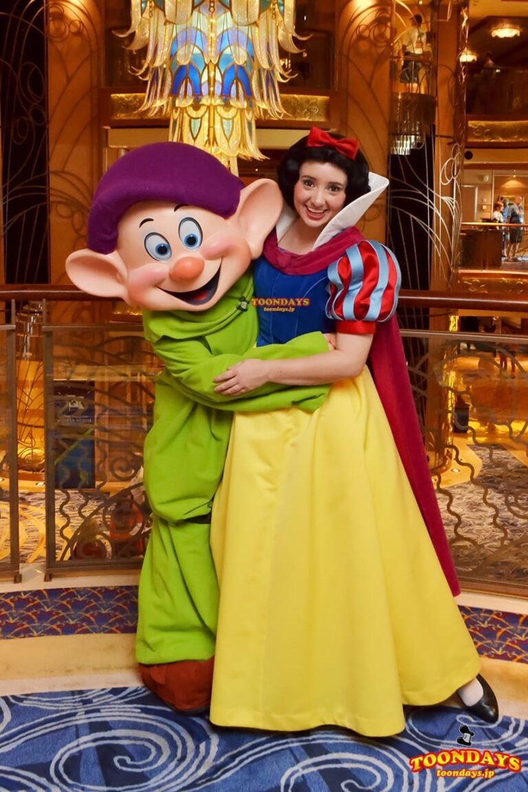 DCL ディズニー・ドリーム号 バルコニー グリーティング 白雪姫 ドーピー