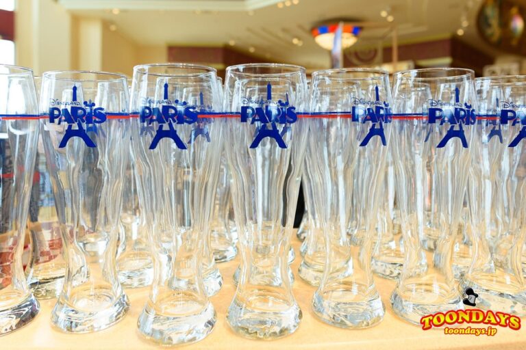 ディズニーランドパリのグッズであるグラス