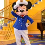 DCL ディズニー・ワンダー号 ロビーアトリウム グリーティング ミッキーマウス