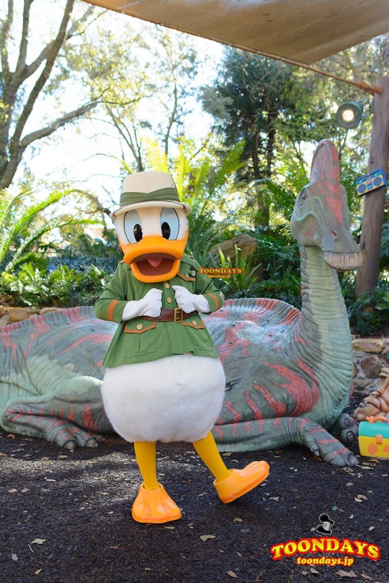 WDW アニマルキングダム ダイノランドUSA クリテイシャス・トレイル グリーティング ドナルドダック