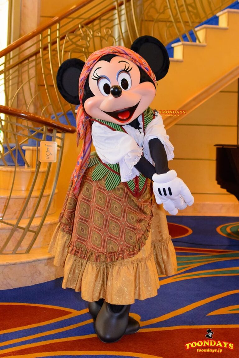 DCL ディズニー・ワンダー号 パイレーツナイト グリーティング ミニーマウスb (2)